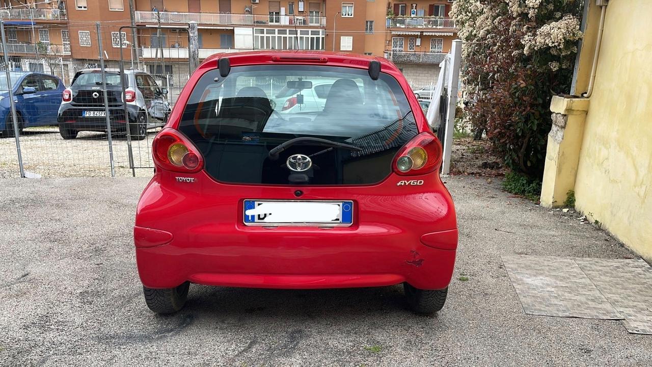 Toyota Aygo 1.0 12V VVT-i 5 porte