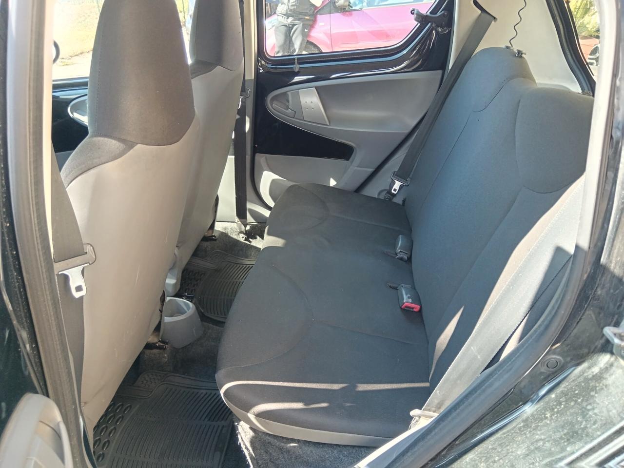 Toyota Aygo 1.0 12V VVT-i 5 PORTE 68CV