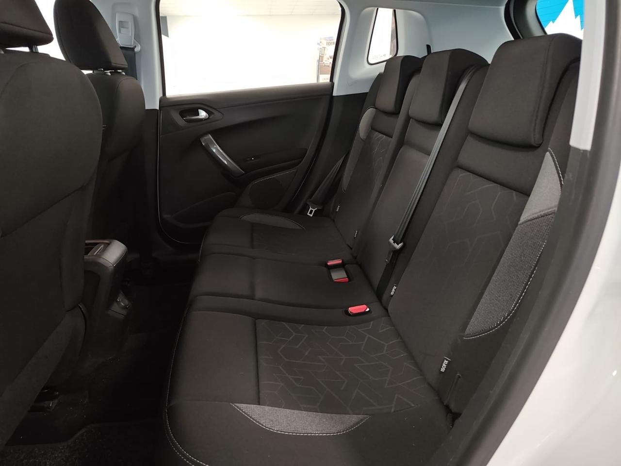 PEUGEOT 2008 1.2 puretech Active 82cv my16