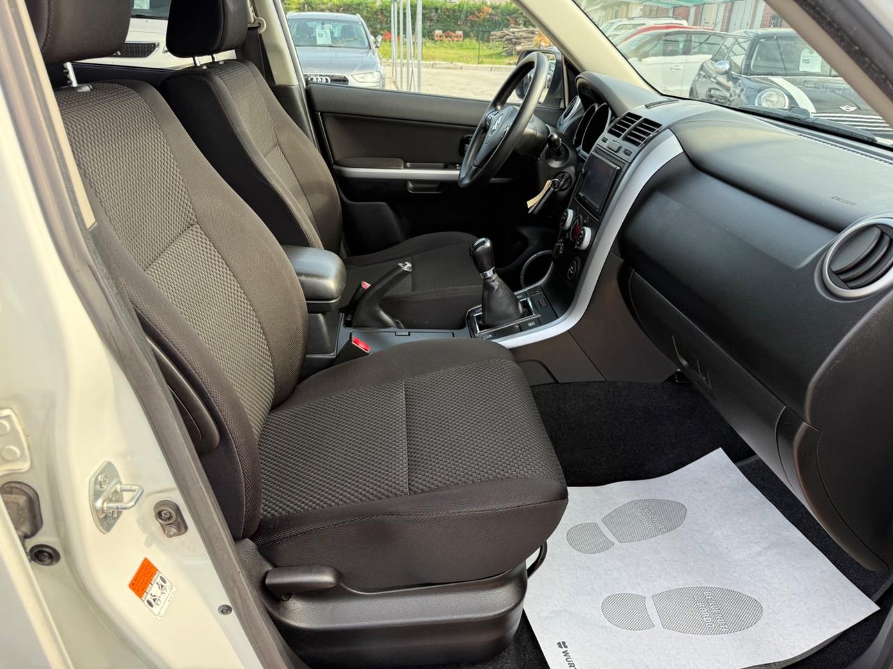 Suzuki Grand Vitara 1.9 DDiS 5P *4x4 PERLATO