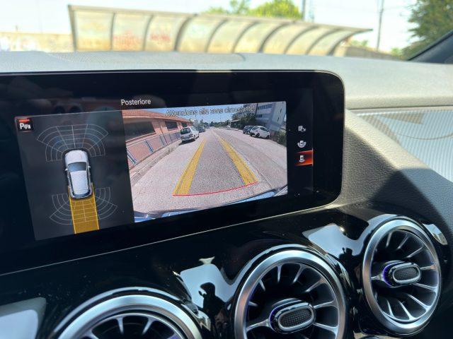 MERCEDES-BENZ GLA 200 d Automatic 4Matic Premium AMG Line
