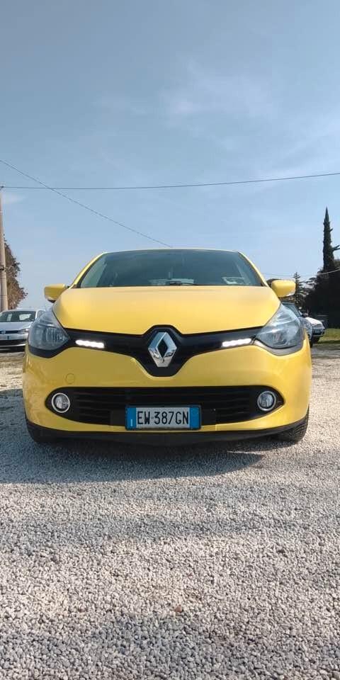 Renault Clio 1.2 75CV GPL 5 porte Costume National