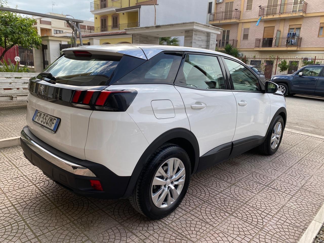 Peugeot 3008 BlueHDi 120 S&S Active
