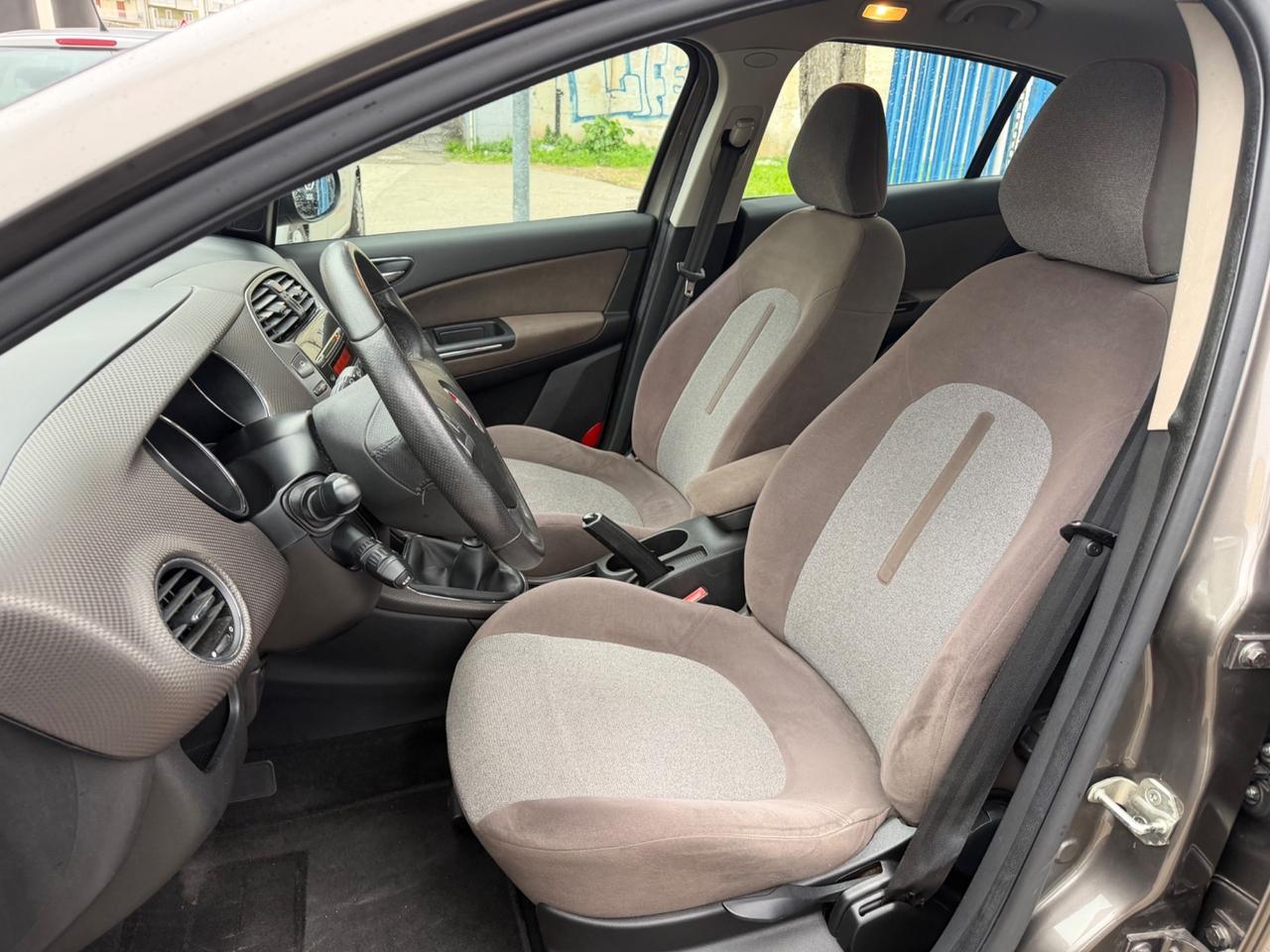 Fiat Bravo 1.6 multijet 120 cv 2011 73.000 km