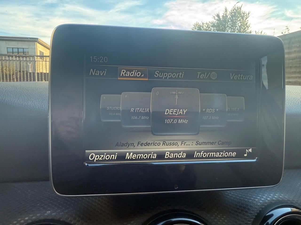 Mercedes-benz A 200 d Automatic Premium