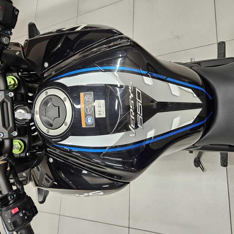 Kawasaki Versys 650 Grand Tourer - 2021