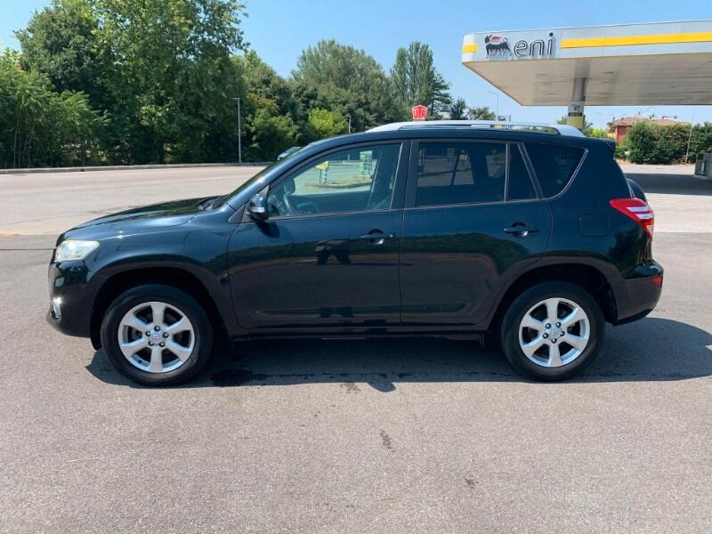 TOYOTA RAV4 3ª serie RAV4 2.2 D-4D 150 CV DPF ...