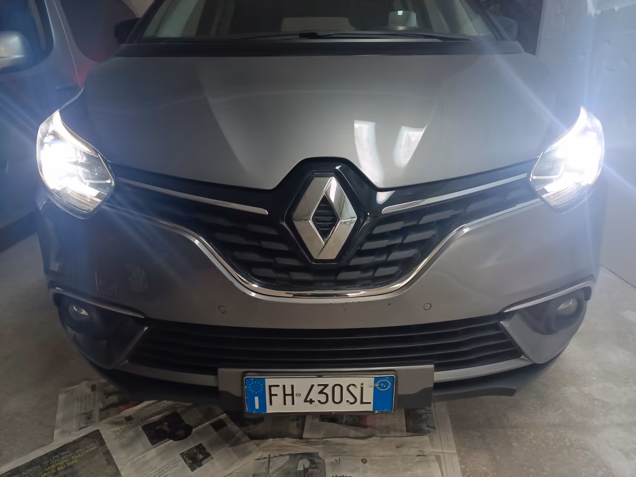 Renault Scenic 1500 dCi 110 CV LIMITED BOSE 0 KM MOTORE NUOVO