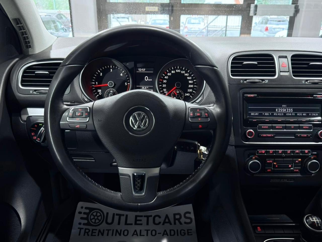 VOLKSWAGEN GOLF 1.6TDI 105CV HIGHLINE 1HANDE
