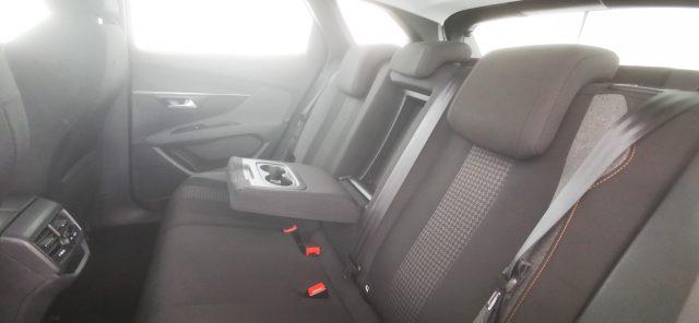 PEUGEOT 3008 BlueHDi 130 S&S Active Business