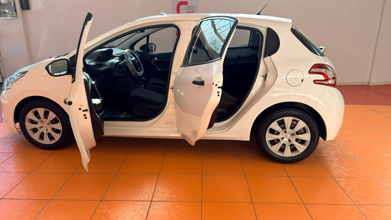 Peugeot 208 1.4 HDi 68 CV 5 porte Van