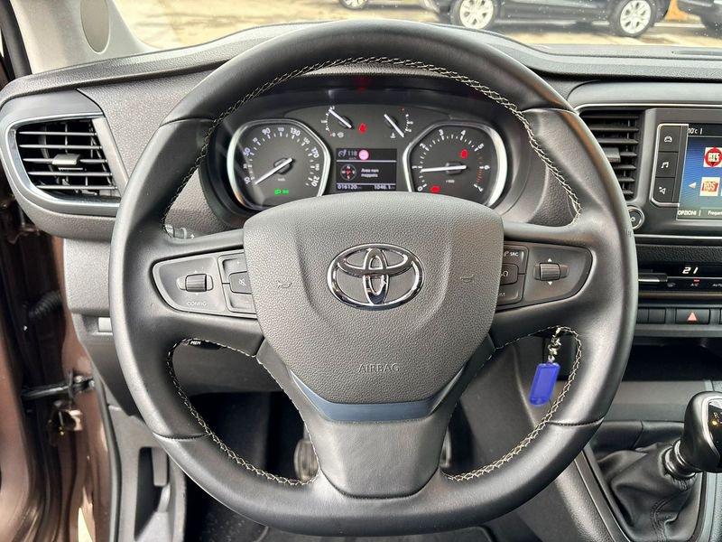 Toyota Proace Verso 2.0D 144Cv M/T L2 Executive 8 p.