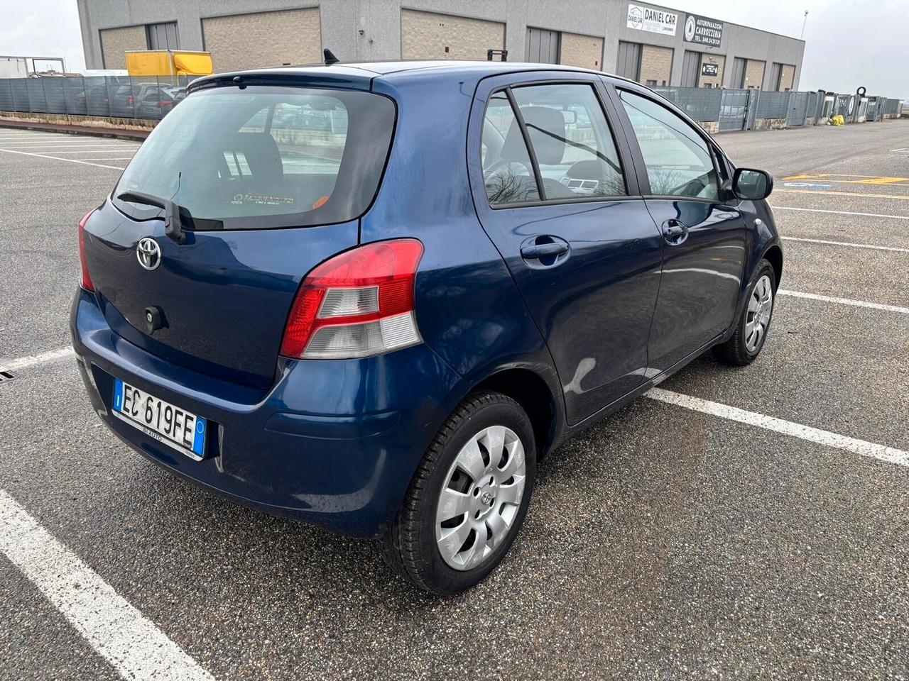 Toyota Yaris 1.0 5 porte Sol TAGLIANDATA TOYOTA CHILOMETRI CERTIFICATI