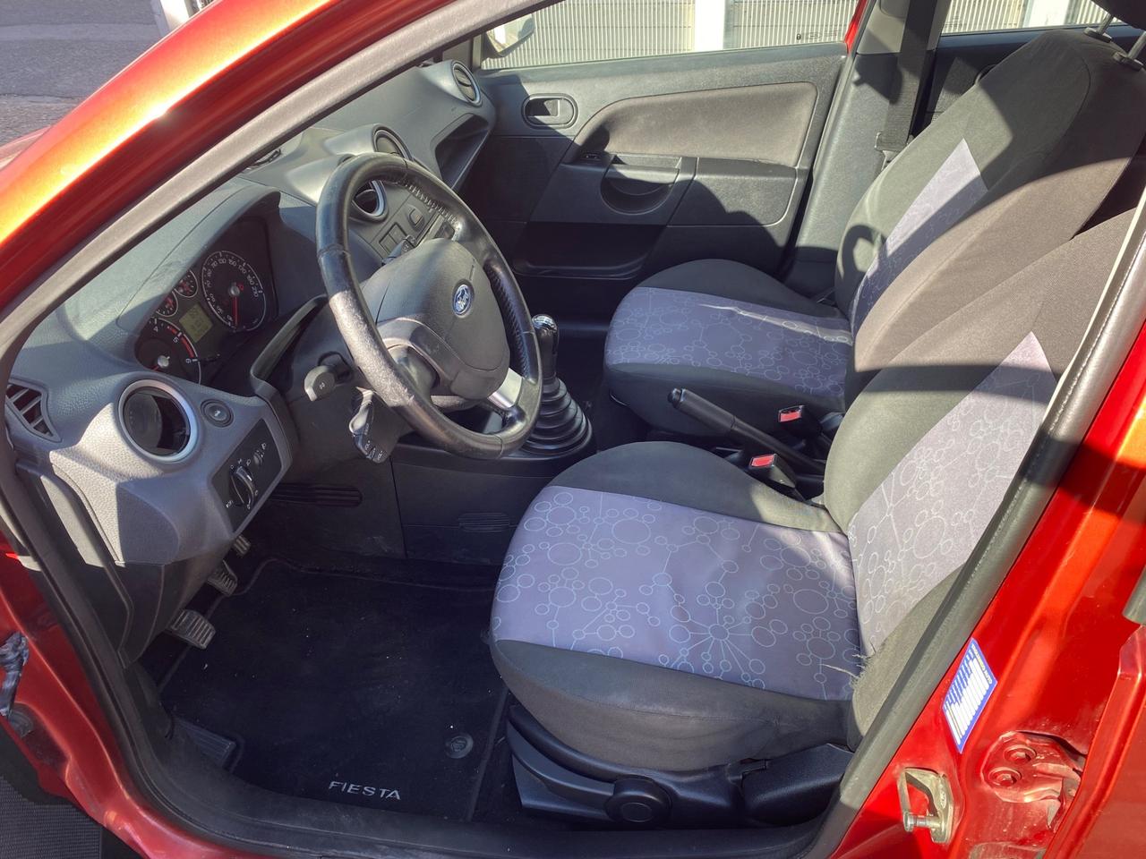 Ford Fiesta 1.4 TDCi 5p. Titanium