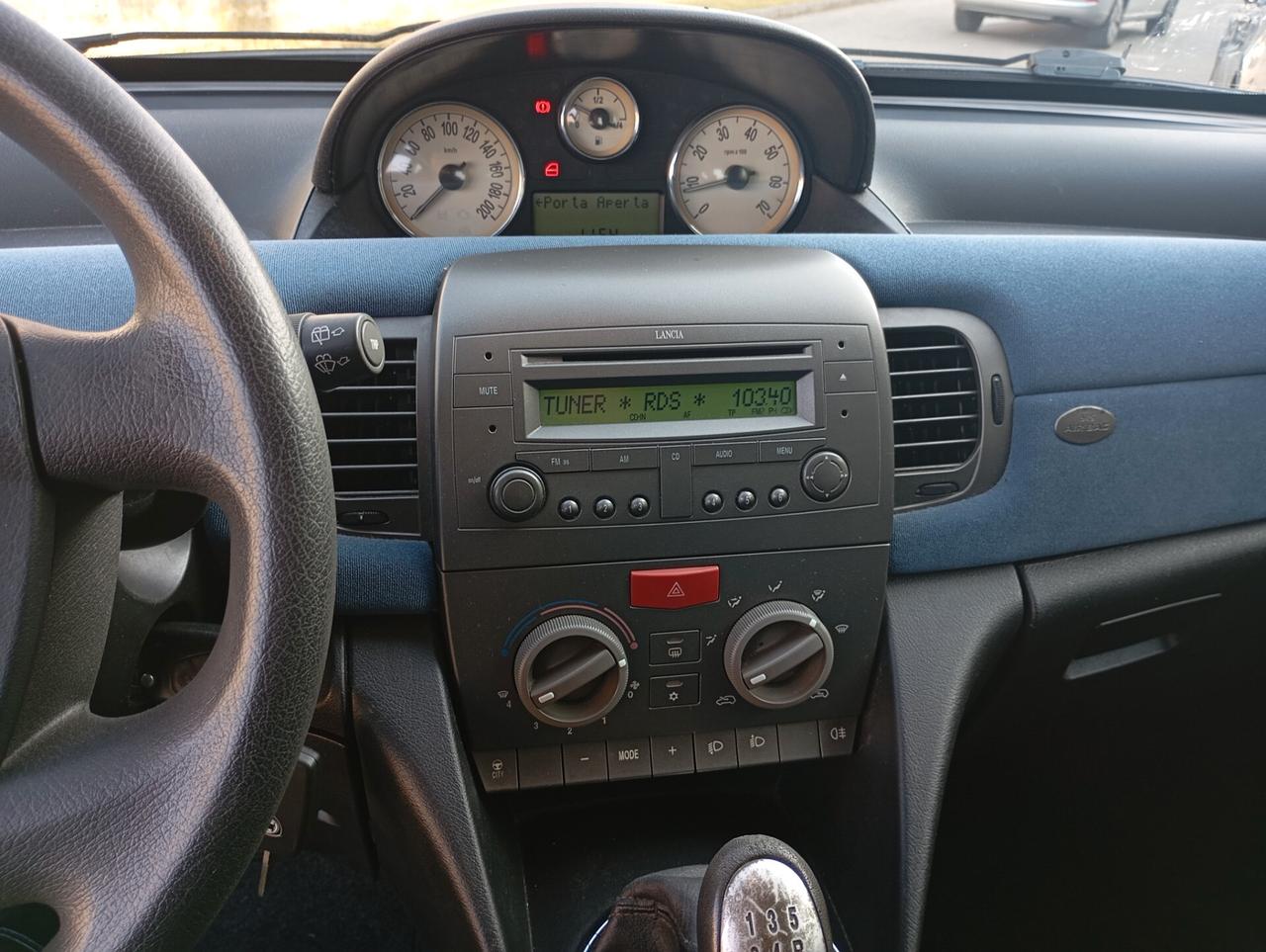 Lancia Ypsilon 1.2 Argento OK NEOPATENTATI