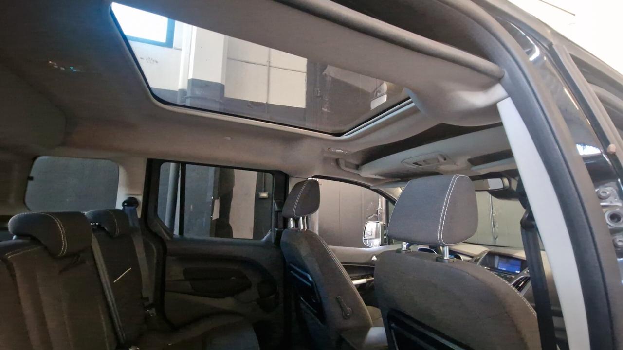 Ford Tourneo Connect 1.6 TDCi 115 CV Titanium