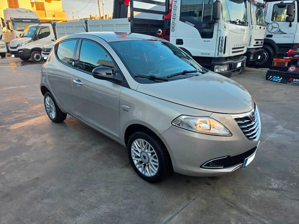 LANCIA YPSILON TWIN AIR METANO 5 PORTE-2013