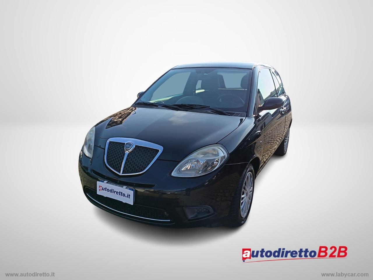 LANCIA Ypsilon 1.2 Versus