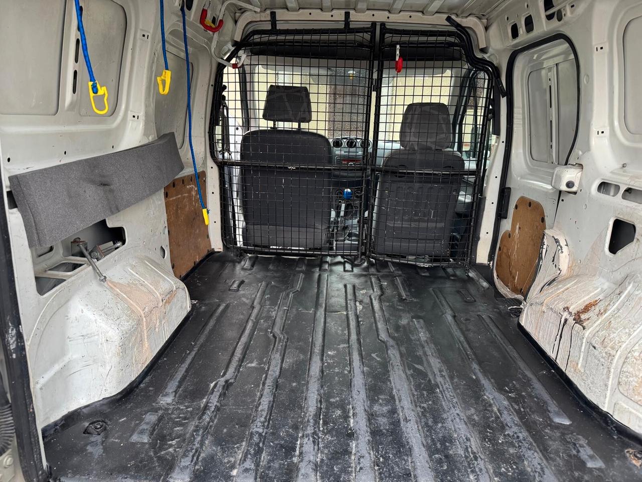 A-F-F-A-R-E Ford Transit Connect 220S 1.8 TDCi Motore Revisionato con fattura