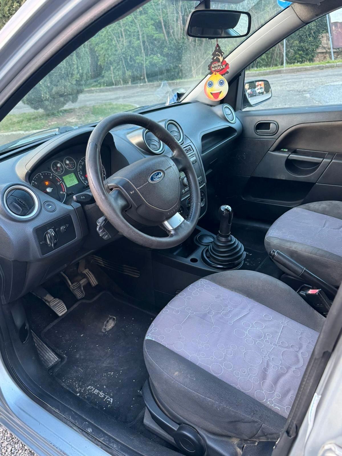 Ford Fiesta 1.4 TDCi 5p. Ghia Diesel Marciante e Revisionata