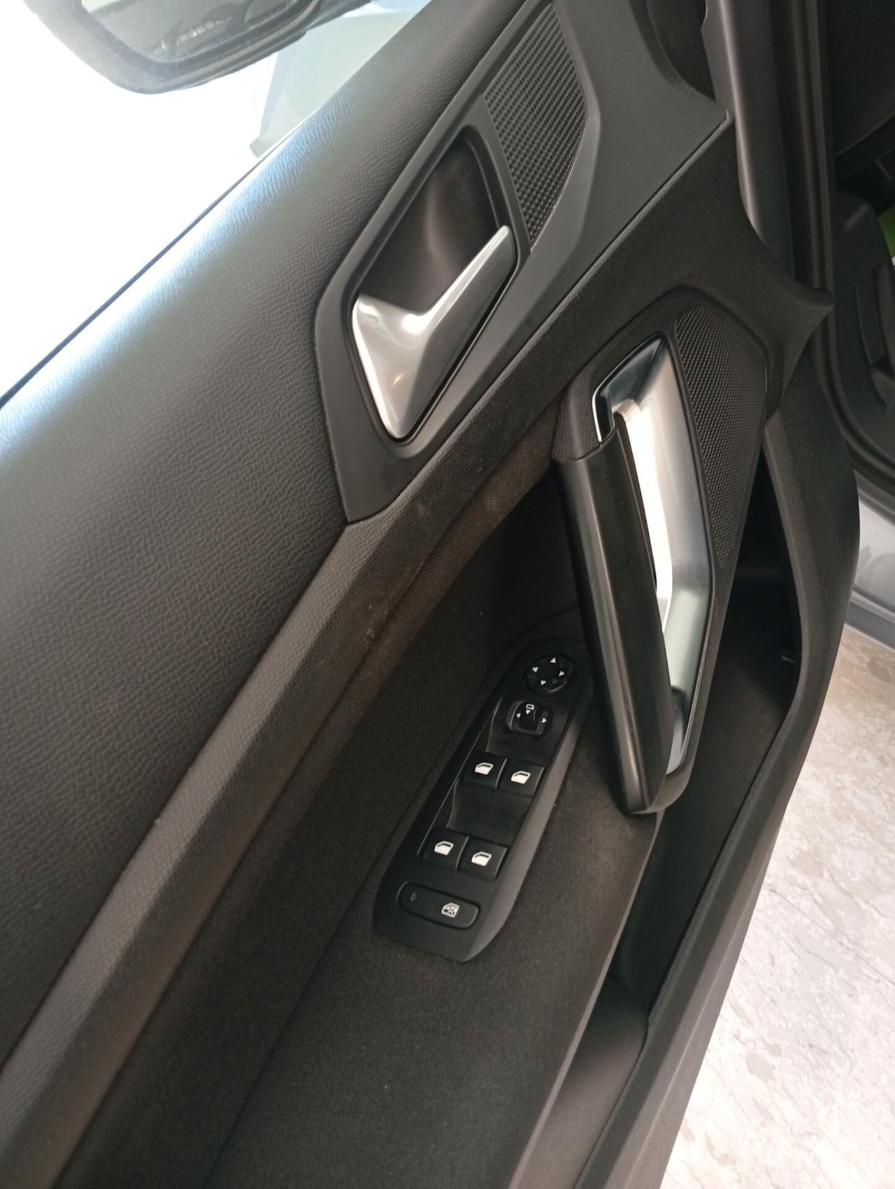 Peugeot 308 BlueHDi 120 S&S SW Business