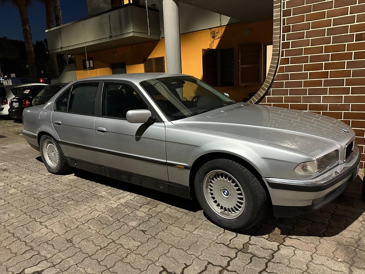 Bmw serie 7 728i 1996 automatica