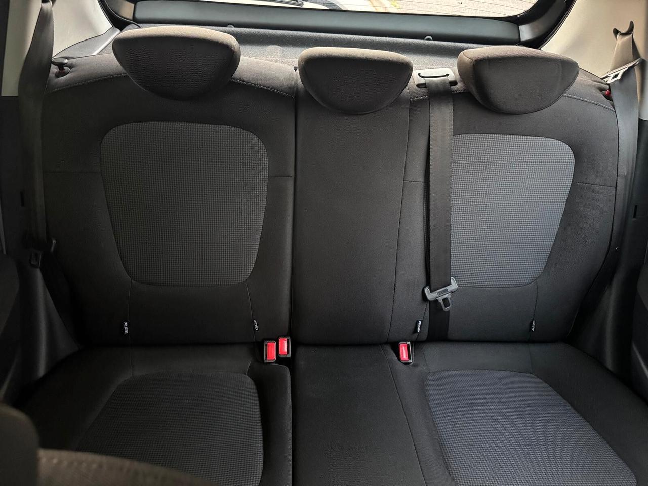 Hyundai i20 1.2 GPL 5 P NEOPATEN GARANZIA 12 MESI