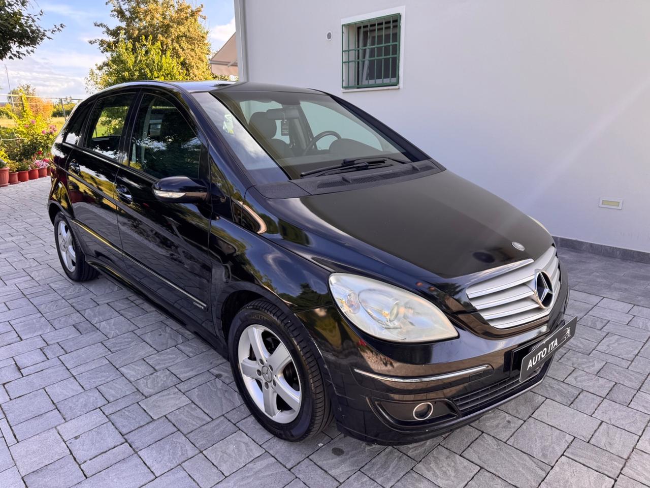 Mercedes-benz B 200 CDI Chrome OK NEOPATENTATI