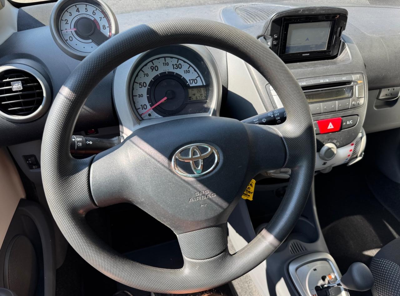 Toyota Aygo 1.0 12V VVT-i 5 porte Deep Ocean Connect