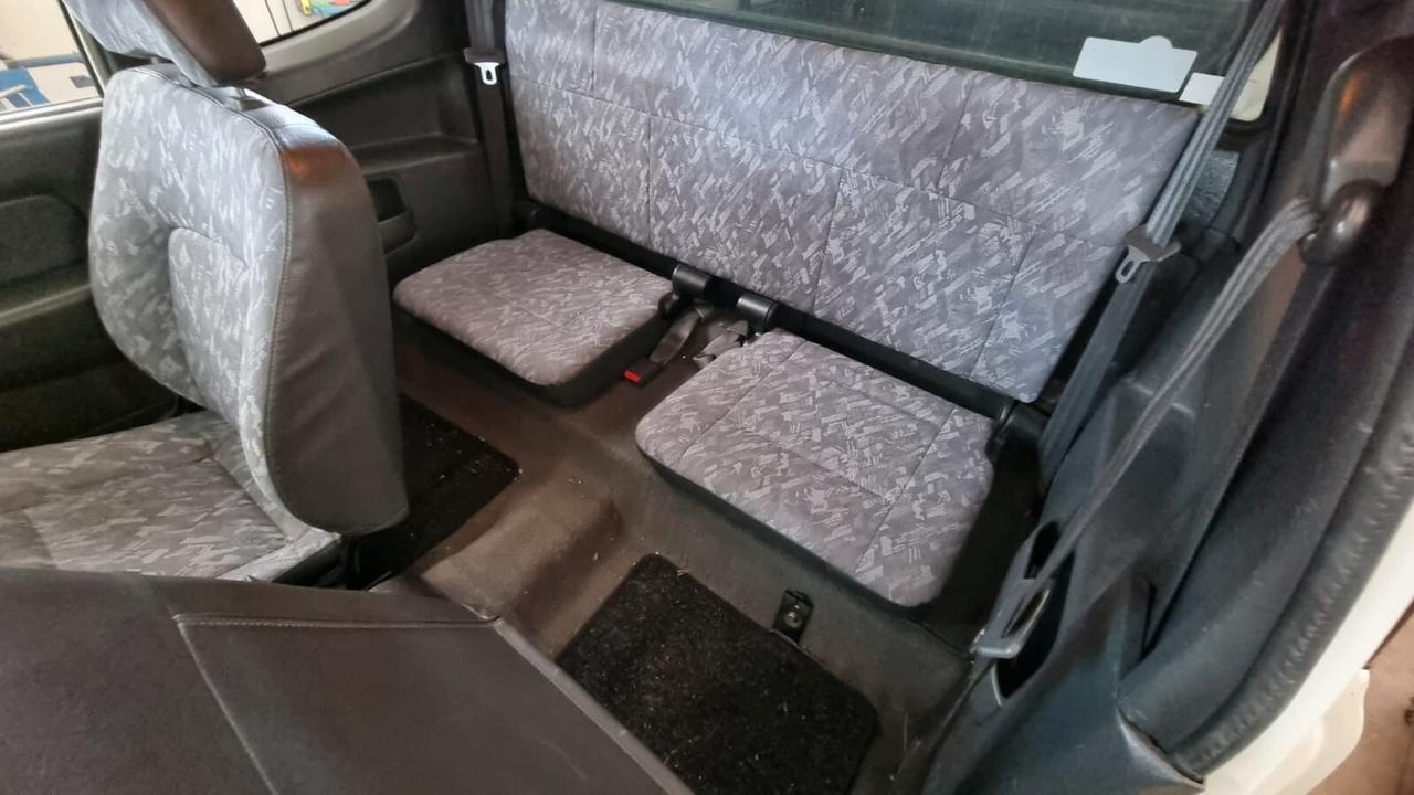 Mitsubishi L200 2.5TDI 4WD Cassone LUNGO
