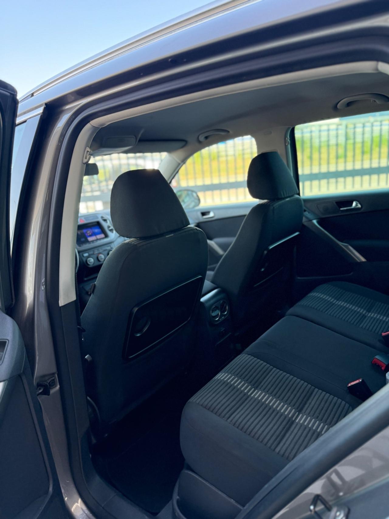Volkswagen Tiguan 2.0 TDI DPF 4MOTION DSG Sport & Style
