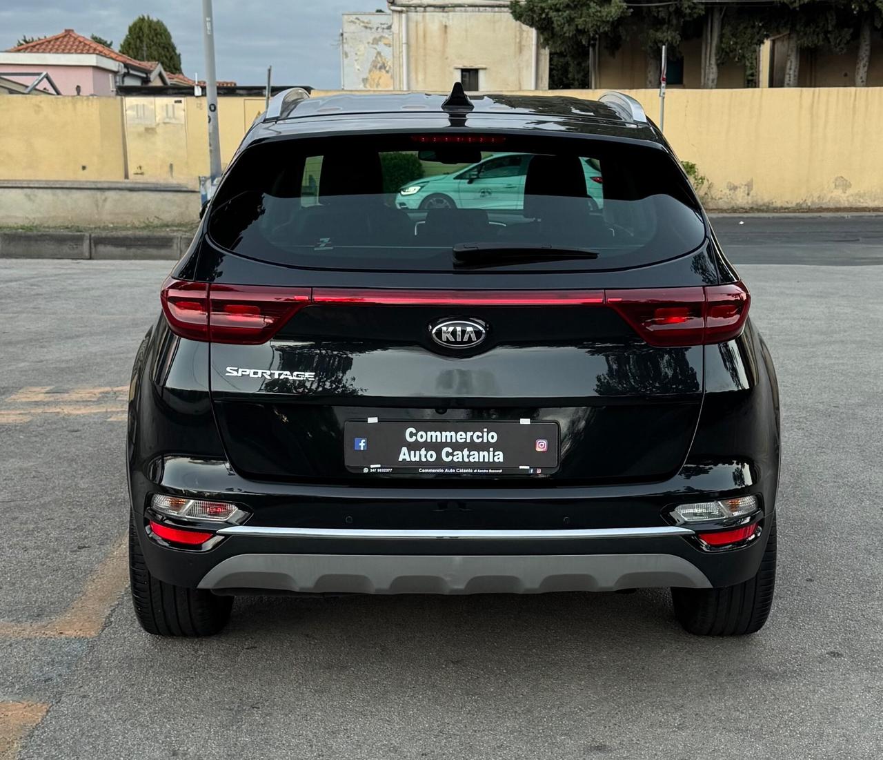 Kia Sportage 1.6 CRDI CAMBIO AUTOMATICO/4x4/FARI LED