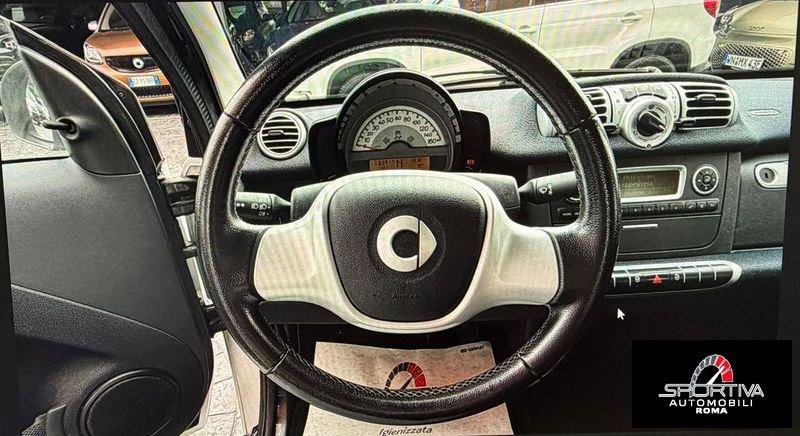 smart fortwo UNICO PROPRIETARIO ITALIANA 68000 KM !!!!fortwo 1000 52 kW MHD coupé passion