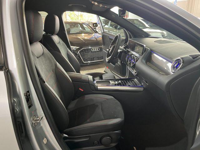 MERCEDES-BENZ GLA 200 Autom. AMG Line Premium Plus Pack Night/"19/Navig.