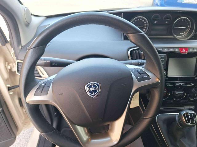 LANCIA Ypsilon 1.2 69 CV 5 porte GPL Ecochic Gold