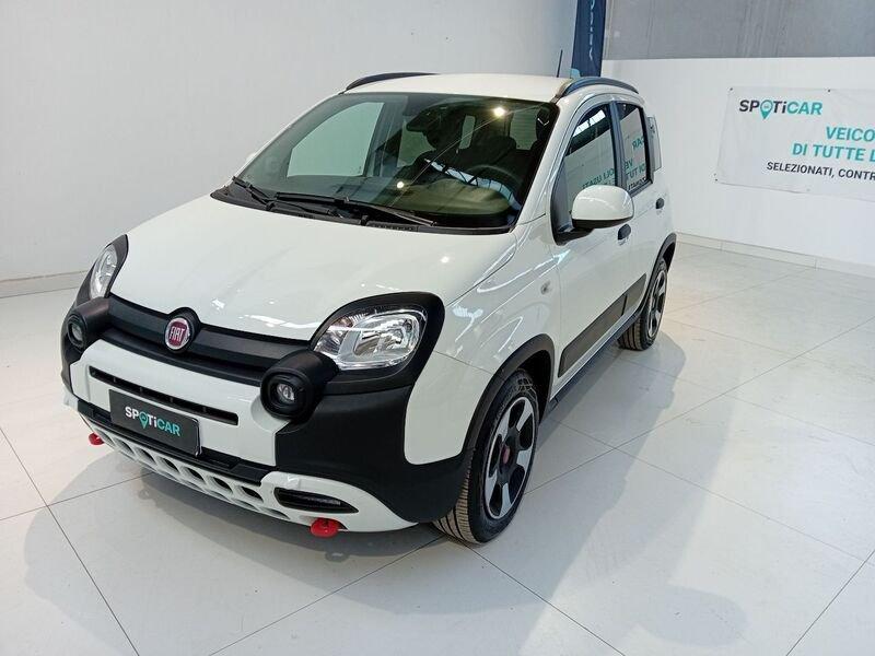 FIAT Panda 1.0 FireFly S&S Hybrid City Cross