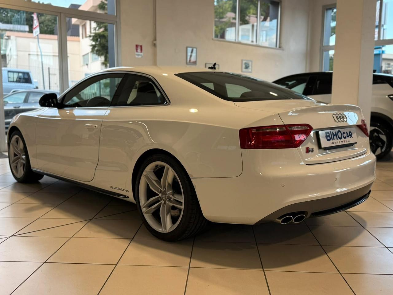 Audi S5 4.2 V8 quattro