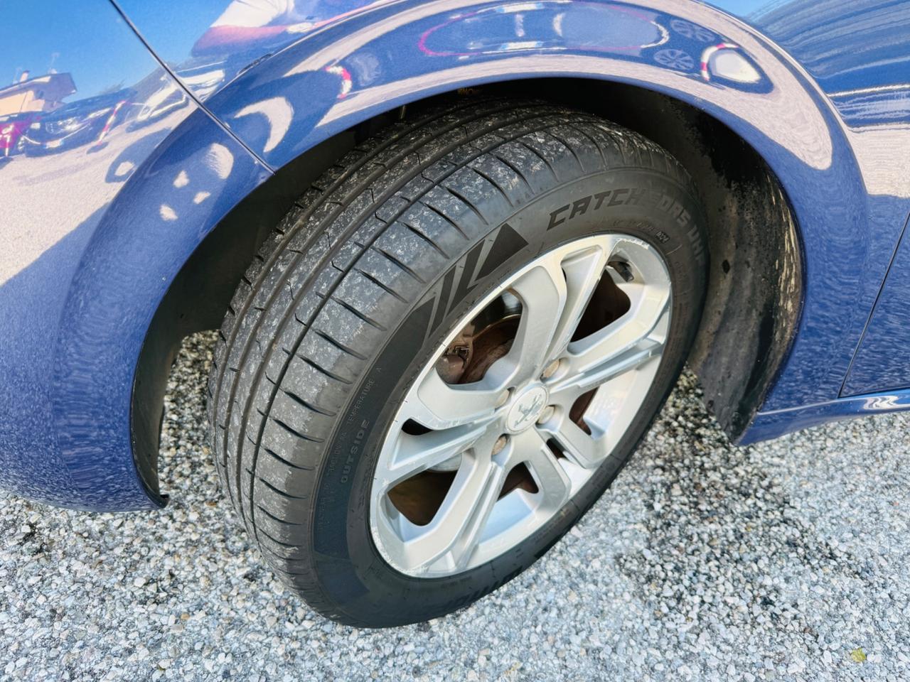 Peugeot 208 1.2 VTi 82 CV 5 porte Allure