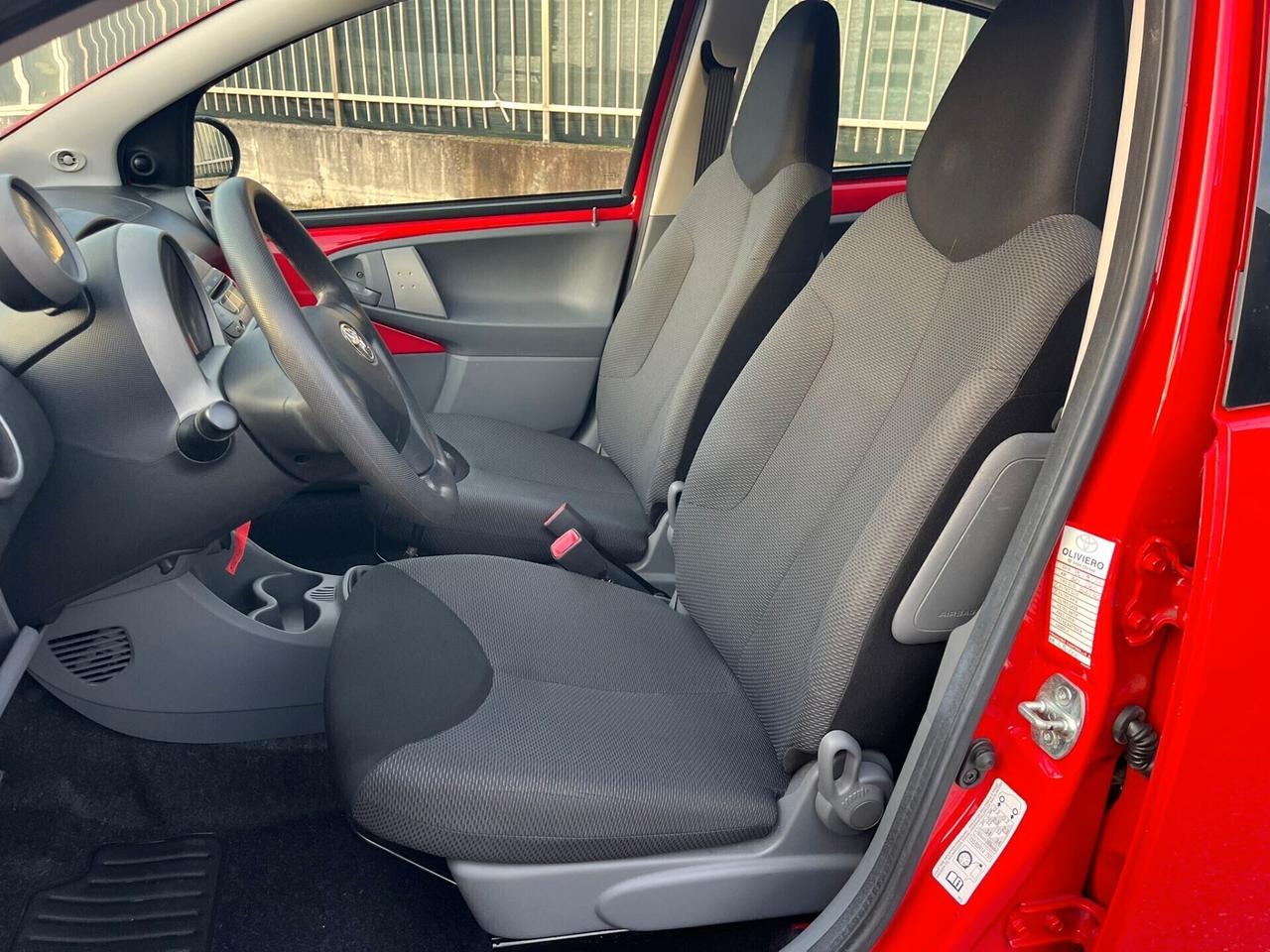 Toyota Aygo 1.0 BENZ SOLO 29.000 KM