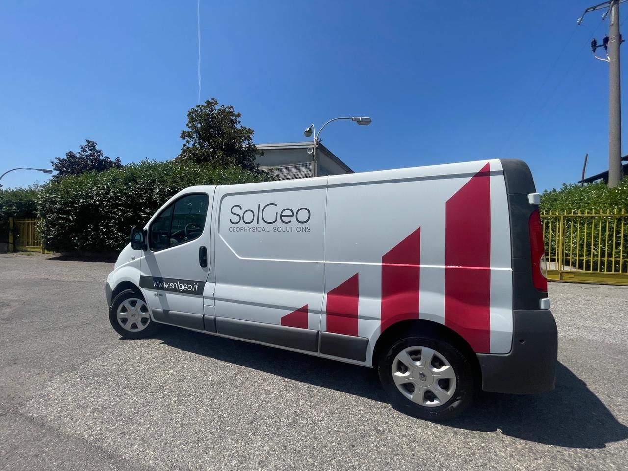 Renault Trafic 2.0 diesel, anno 2014, 220.000 km! Unico proprietario
