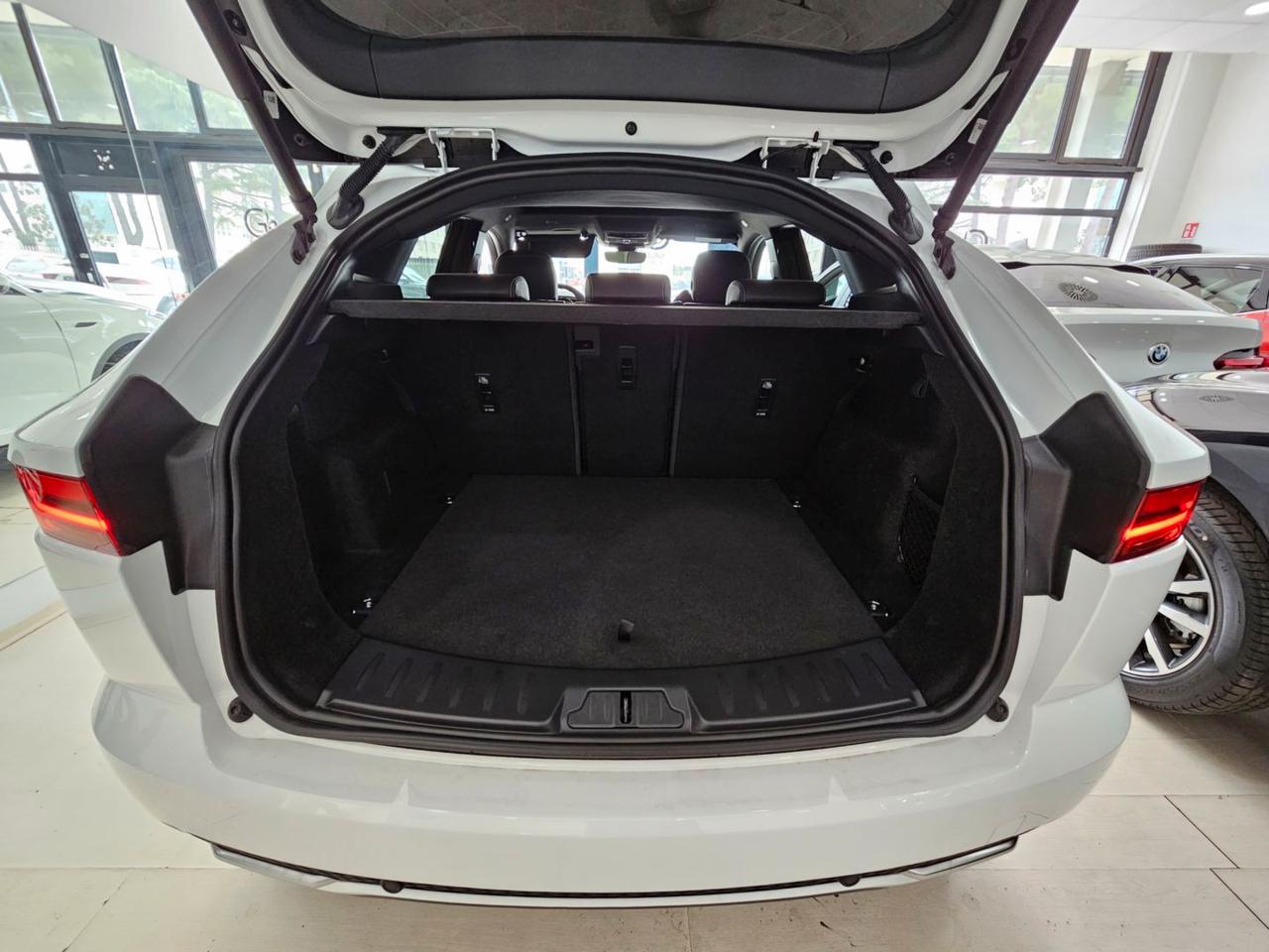 Jaguar E-Pace R-Dynamic SE Navi Camera Tetto C.20" RDynamic
