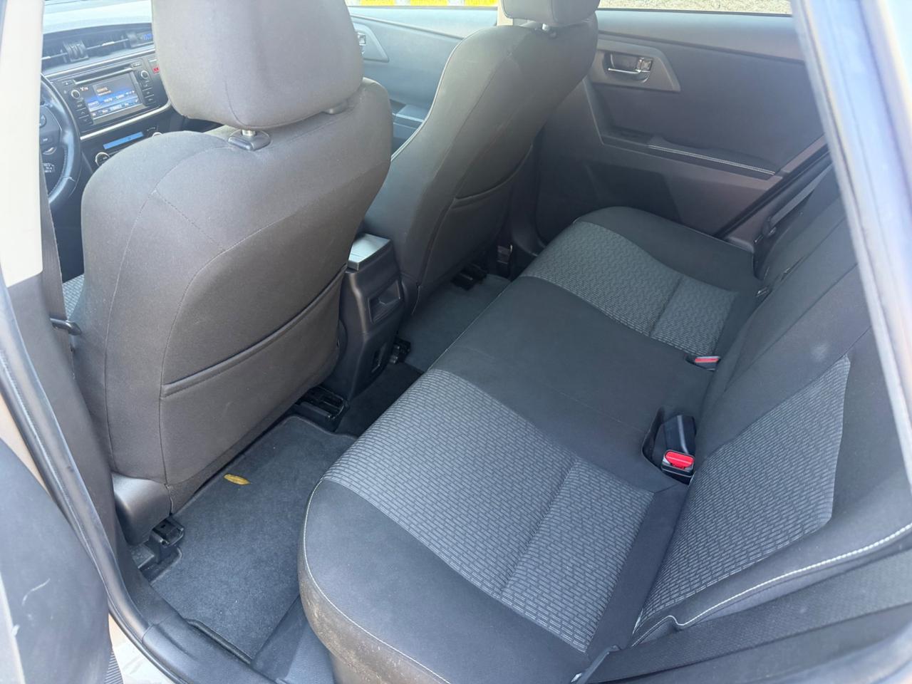 Toyota Auris Touring Sports 1.8 Hybrid Lounge
