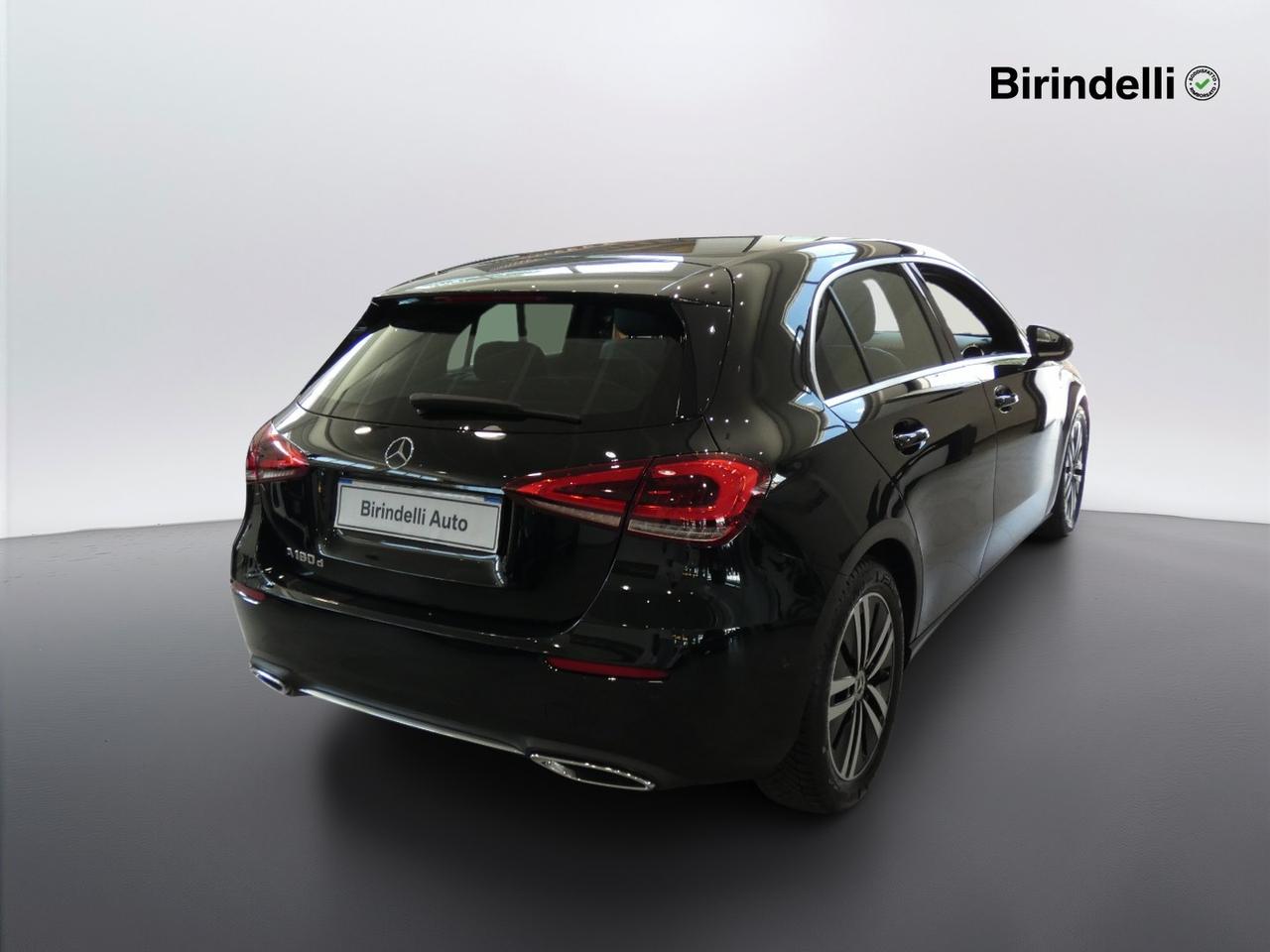 Mercedes-Benz Classe A (W177) - A 180 d Automatic Business