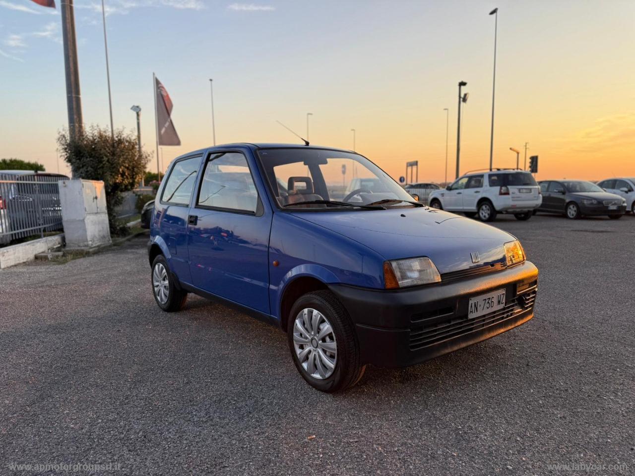 FIAT Cinquecento 900i CAT Young