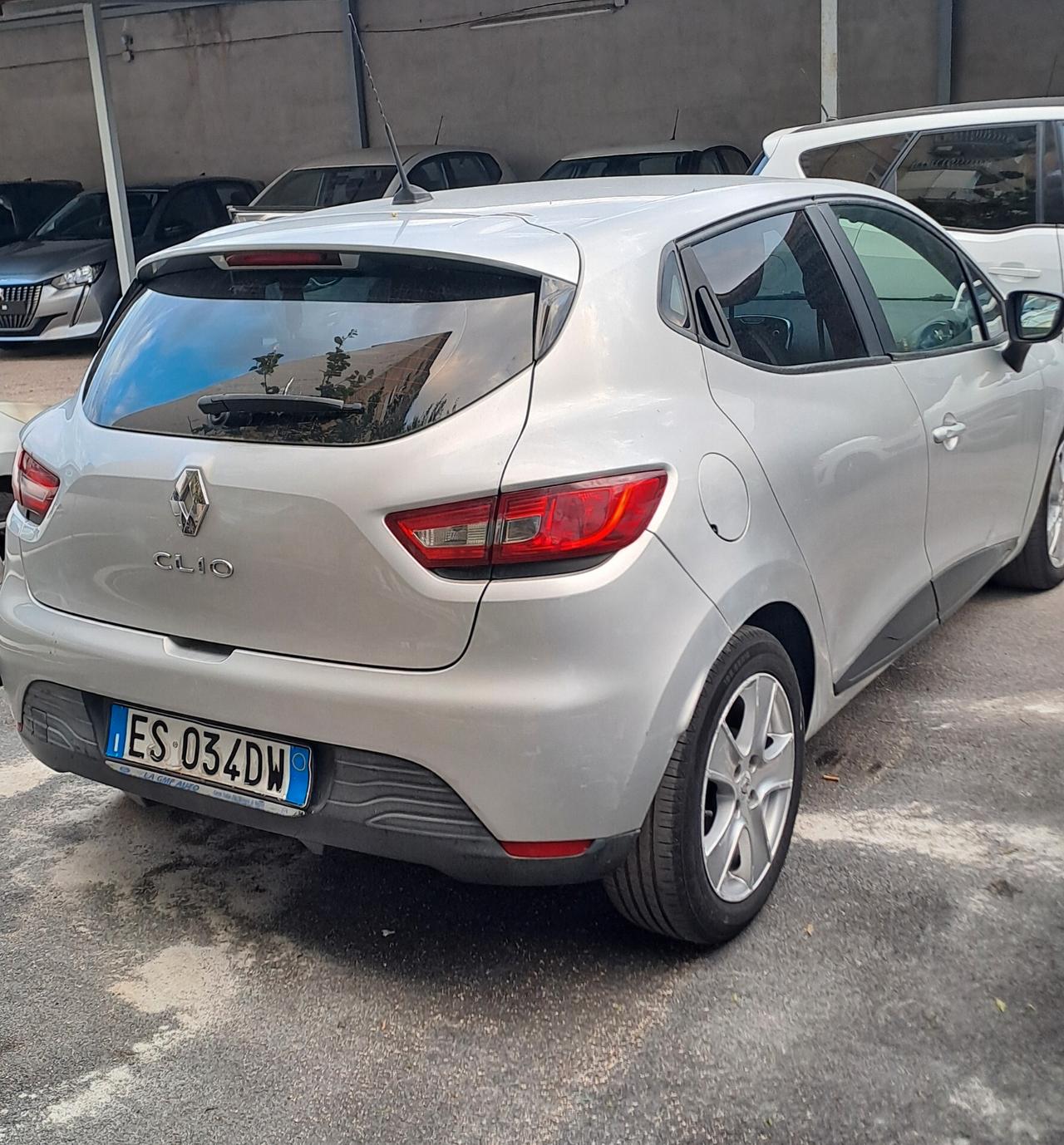 Renault Clio 1.2 75CV GPL 5 porte