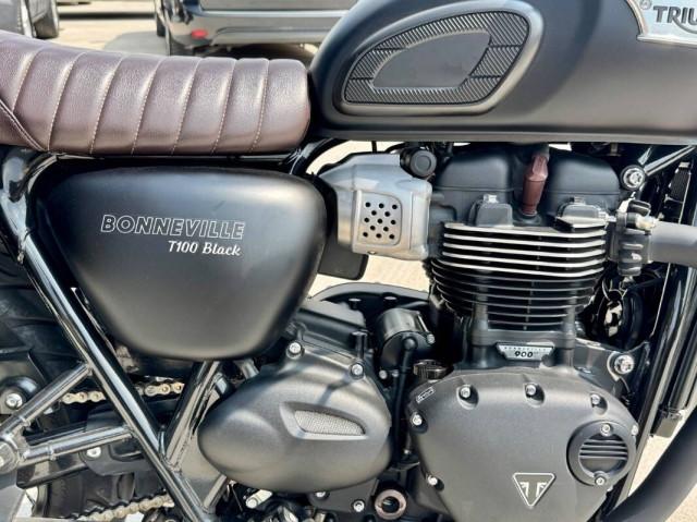 Triumph Bonneville 900 T100 Black my17