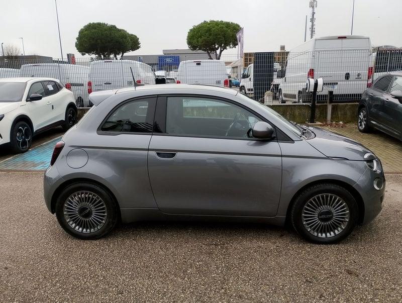 FIAT 500 500e Berlina 42 kWh Icon