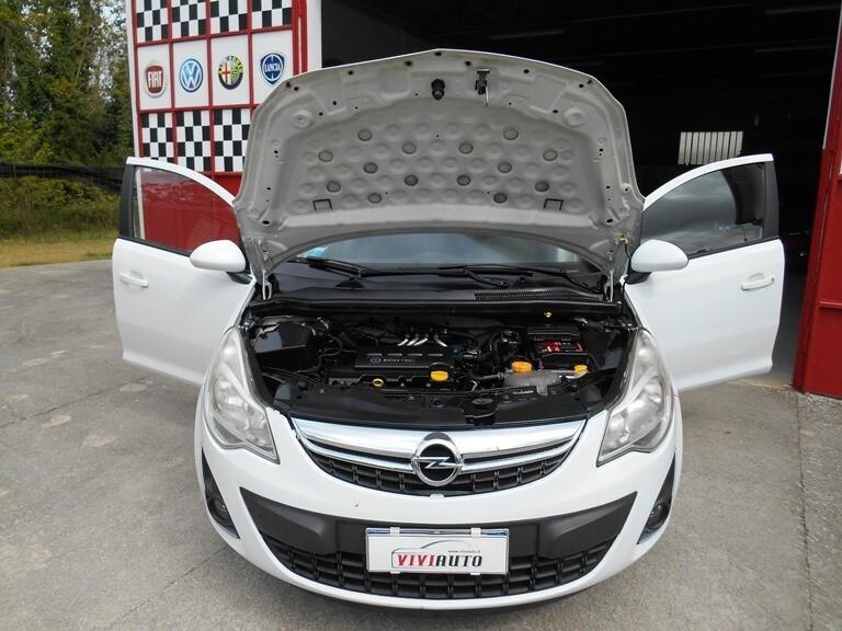 Opel Corsa 1.2 85CV 5 porte GPL NEOPATENTATI