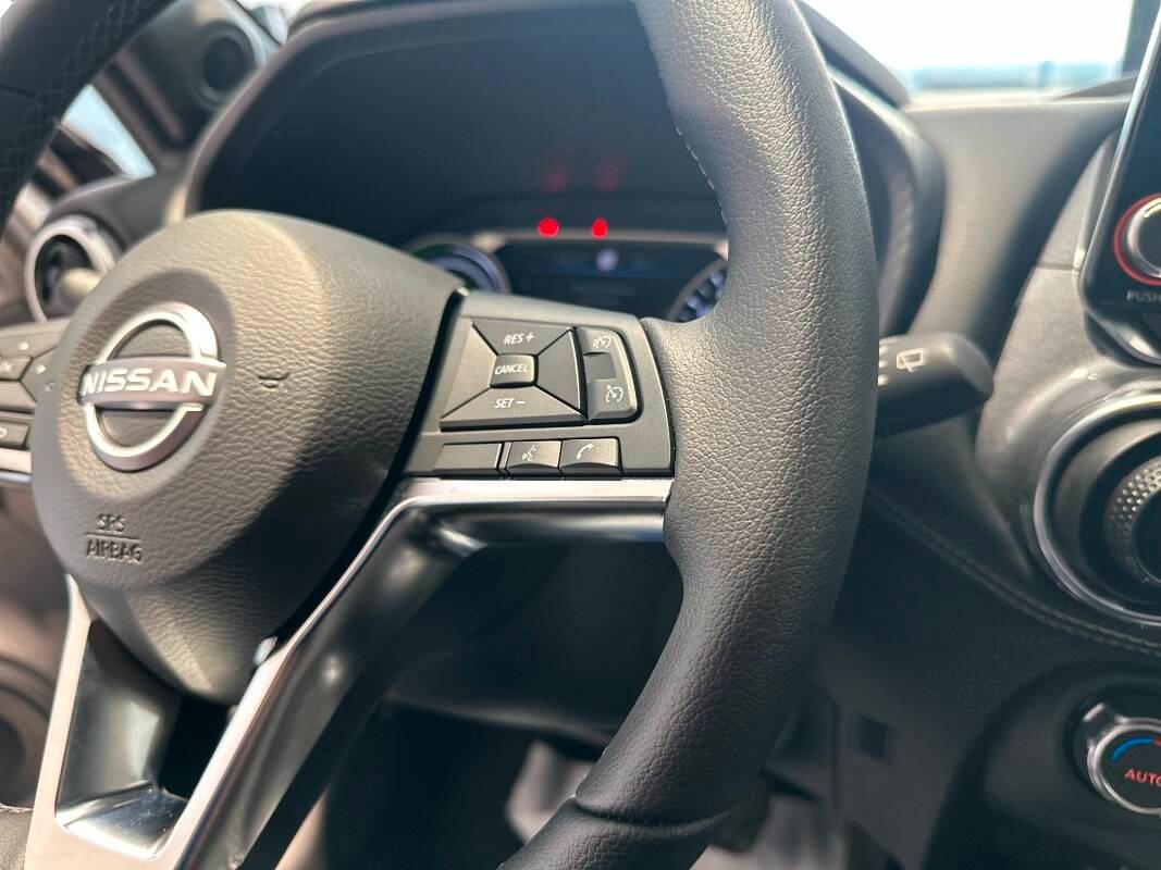 Nissan Juke 1.6 hev N-Connecta