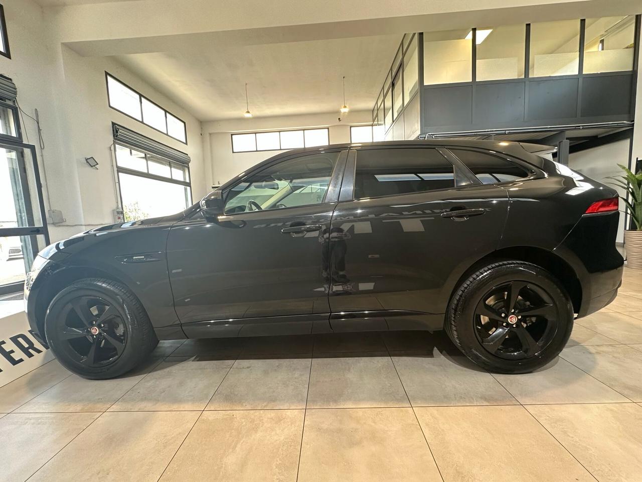 Jaguar F-Pace 2.0 D 180 CV AWD R-Sport